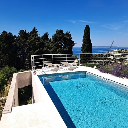 Apartment With Private Pool スプリト エクステリア 写真