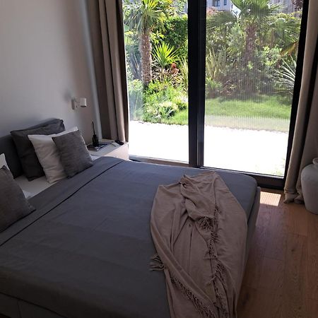 Apartment With Private Pool スプリト エクステリア 写真